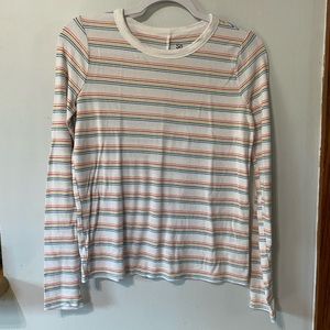 size small long sleeve top